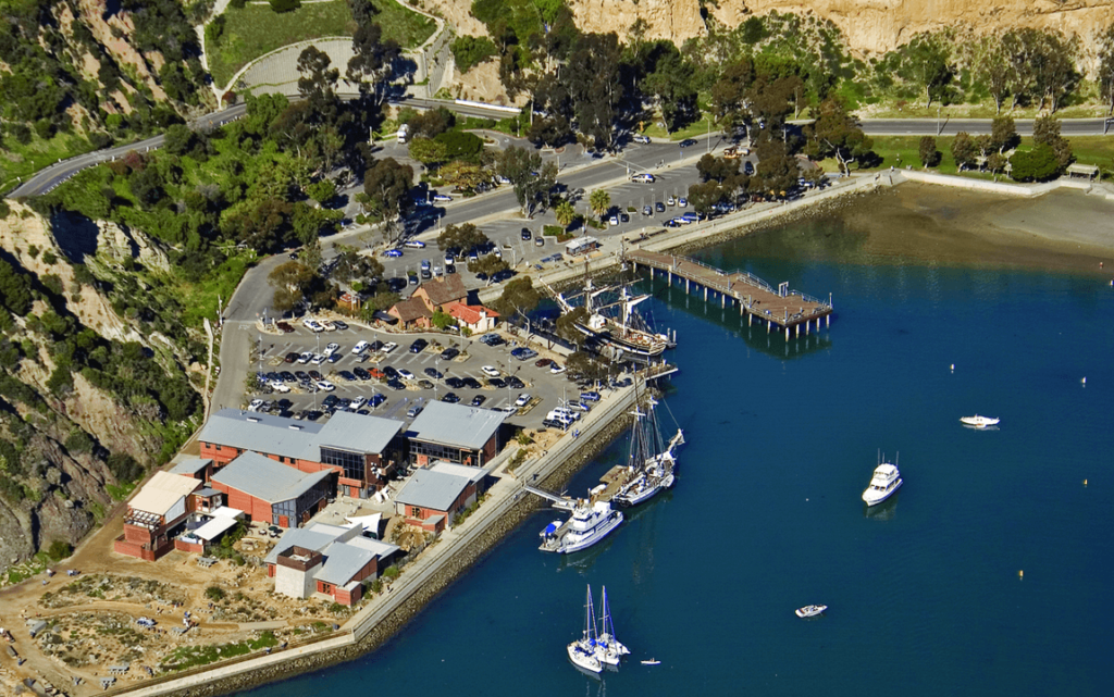 Aerial view of Ocean Institute / John Lewis III / Wikimedia Commons
Link: https://commons.wikimedia.org/wiki/File:Ocean_Institute,_aerial_shot,_cropped.png#/media/File:Ocean_Institute,_aerial_shot,_cropped.png