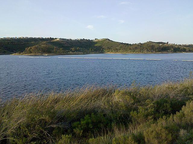 Miramar Reservoir / Wikimedia Commons / Vercillo
Link: https://commons.wikimedia.org/wiki/File:Miramar_Reservoir.jpg