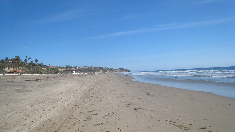 Zuma Beach / Flickr / Chris M Morris
Link: https://flickr.com/photos/79666107@N00/3301657104/ 