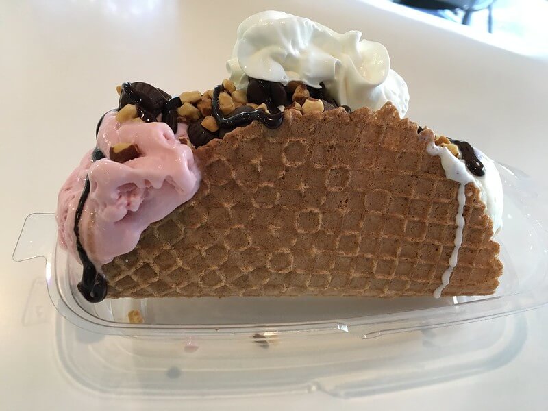 Ice cream taco at CREAM / Flickr 
https://flic.kr/p/KQcFDn