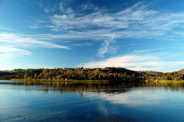 Magnificent shot of Lake Miramar / Wikipedia
https://en.wikipedia.org/wiki/Miramar_Reservoir#/media/File:(21)_Miramar_Reservoir.jpg