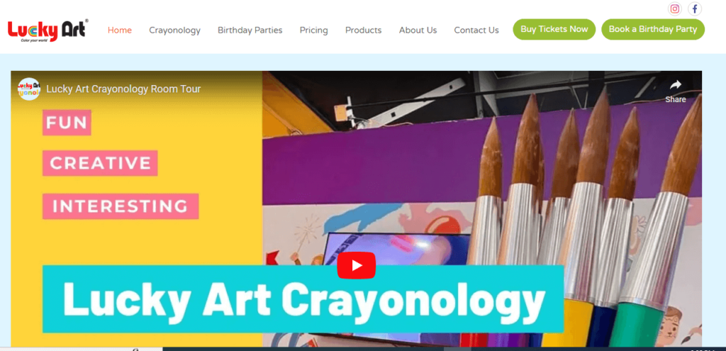 Homepage of Lucky Art Crayonology / luckyartcrayonology.com