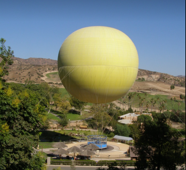 San Diego Zoo Safari Park - Balloon Safari / Flickr / Virginia Hill

Link: https://www.flickr.com/photos/valeehill/5755313549/in/photostream/