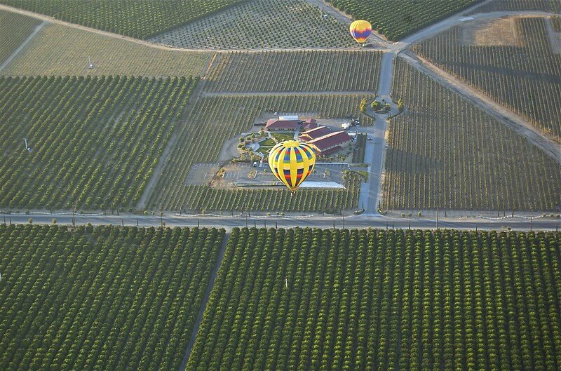 View of a balloon Ride In Temecula / Flickr / Soraya S https://flic.kr/p/76CwrQ
