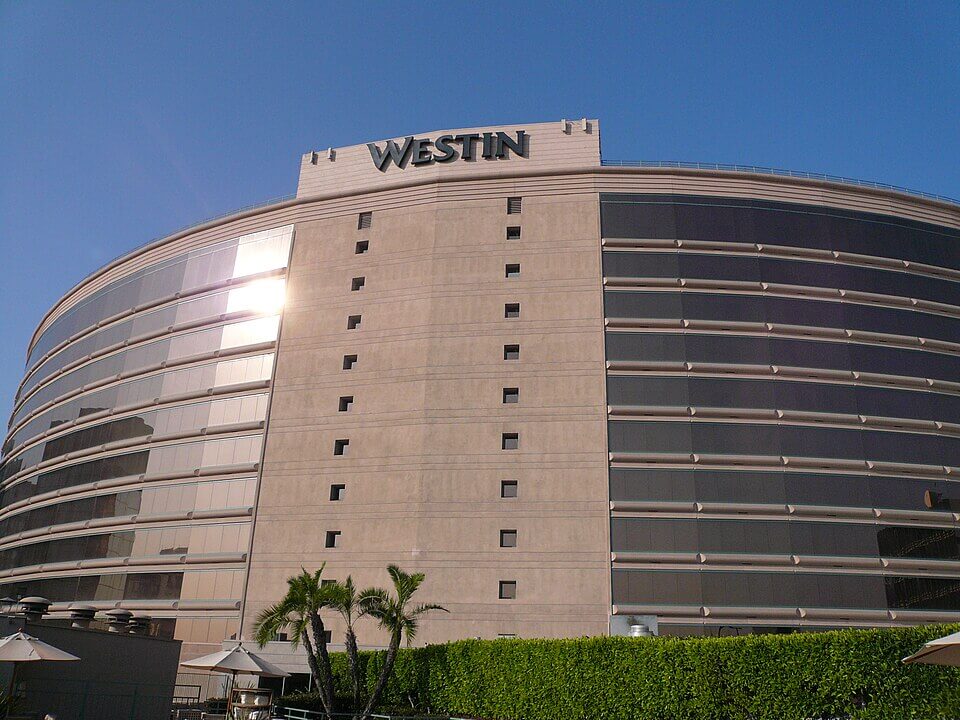 Exterior View of The Westin Long Beach / Wikimedia Commons / Michael Gray https://commons.wikimedia.org/wiki/File:Exterior_Westin_Hotel_Long_Beach_California.jpg
